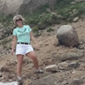 Meet your Posher, Stephanie